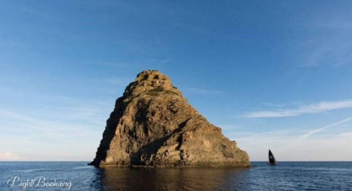 Jabuka Isla Magnetismo y Sus Maravillosos Secretos