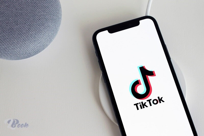 TikTok تحطم الأرقام القياسية كأحد أكثر التطبيقات تحميلاً